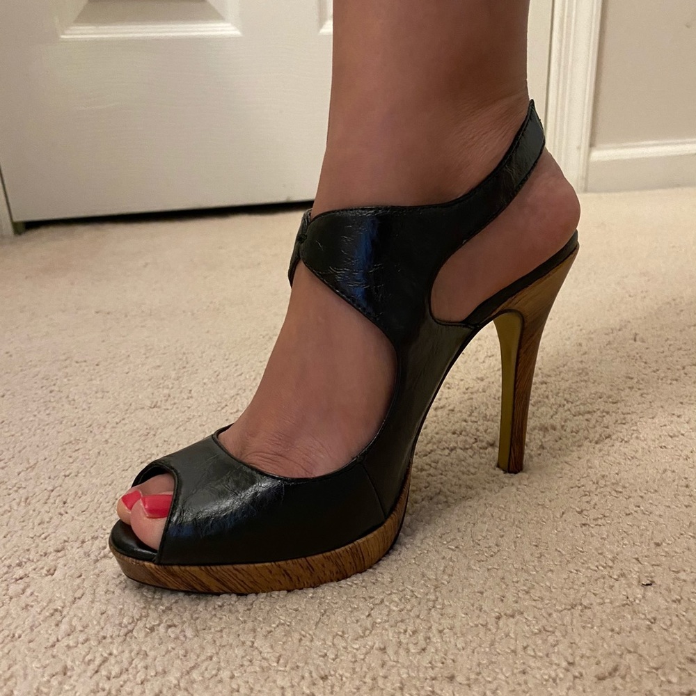 Dollhouse open toe heel